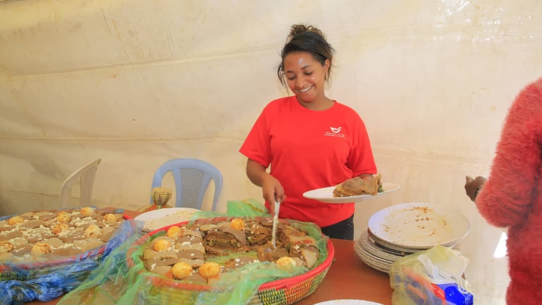 የገና ማዕድ ማጋራት በሜሪ ጆይ